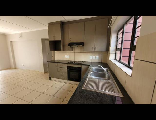 2 BEDROOM PROPERTY TO RENT IN BARBEQUE DOWNS